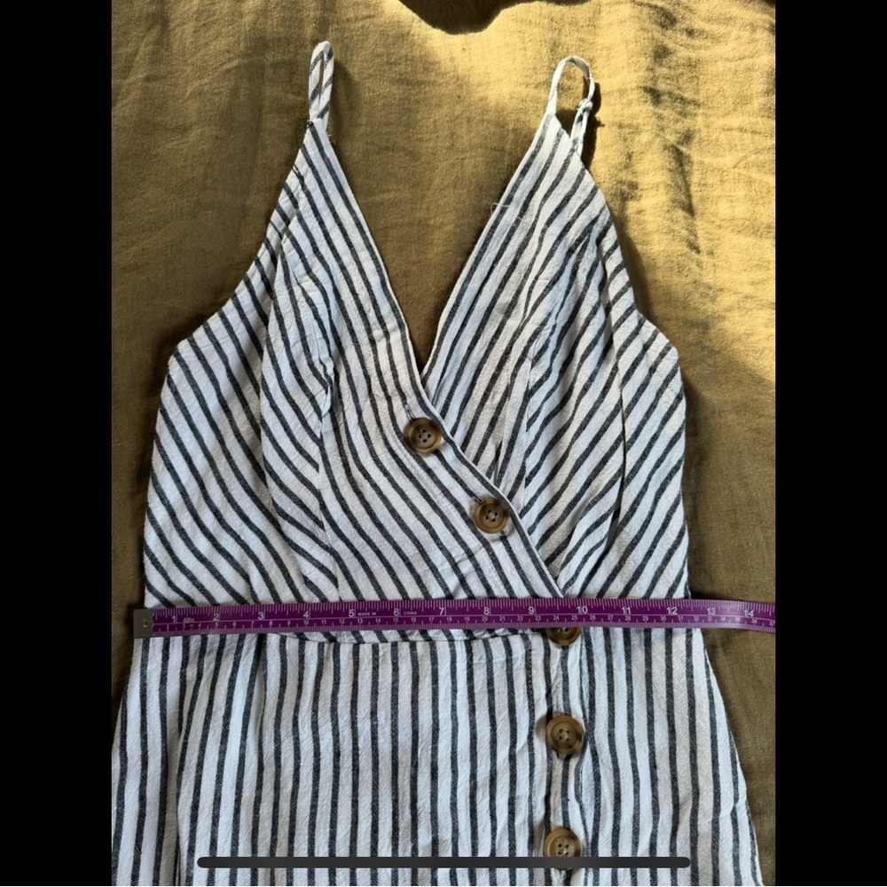 Striped Button-Down Dress - Picture 4 of 7